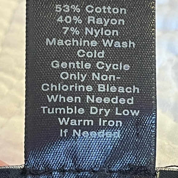 Ann Taylor sweater - Picture 10 of 10